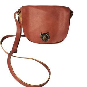 T-Shirt & Jeans Bull Head Skull Vegan Leather Crossbody Bag